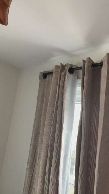 Curtains/Blinds